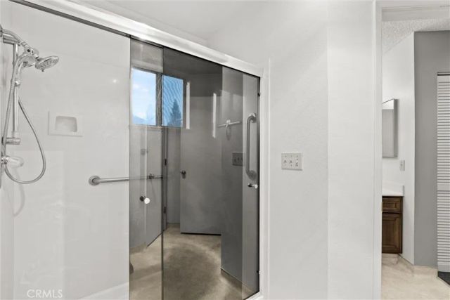 5 Valley Lake, Chico, CA 95928