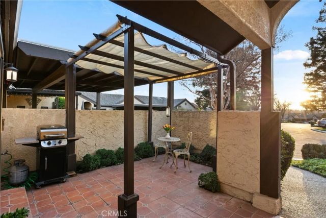 5 Valley Lake, Chico, CA 95928