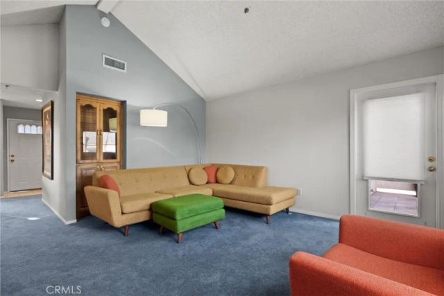 5 Valley Lake, Chico, CA 95928