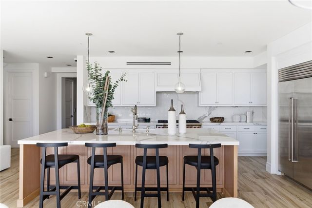 17007 Edgewater Lane, Huntington Beach, CA 92649
