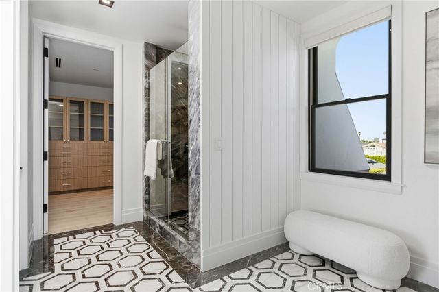 17007 Edgewater Lane, Huntington Beach, CA 92649