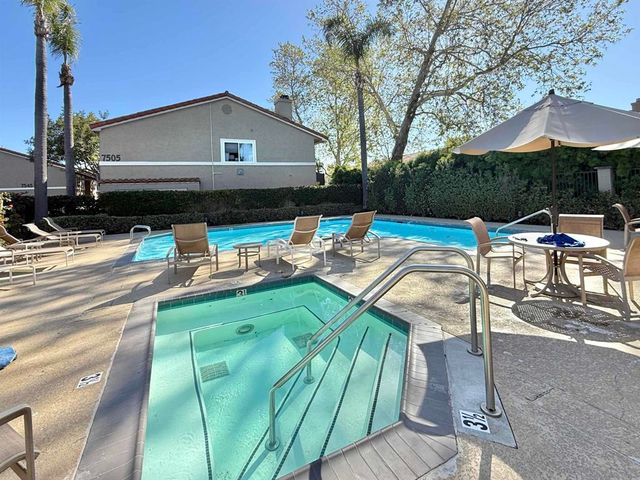 7405 Charmant Dr 2001, San Diego, CA 92122