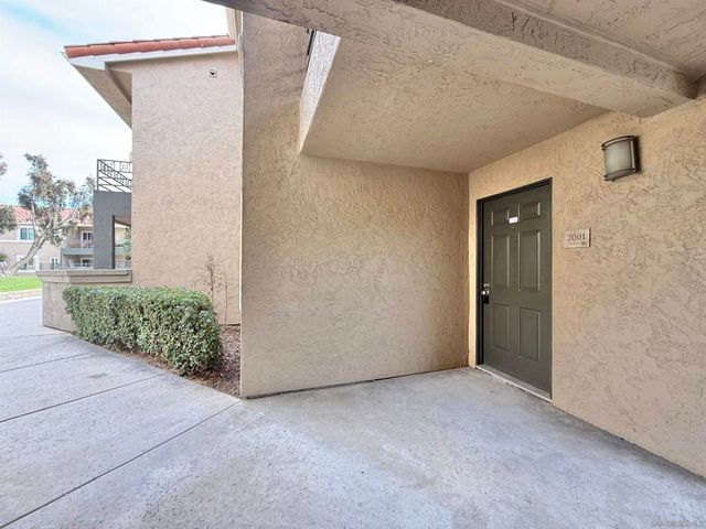 7405 Charmant Dr 2001, San Diego, CA 92122