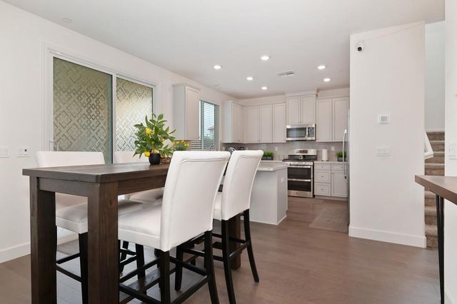 6049 Waddingtin, Roseville, CA 95747