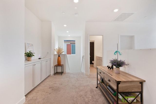 6049 Waddingtin, Roseville, CA 95747