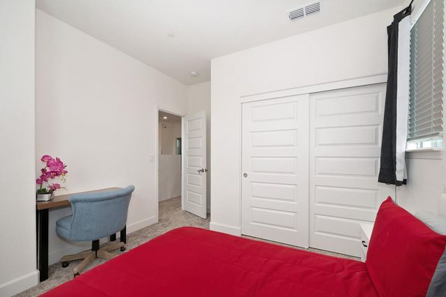 6049 Waddingtin, Roseville, CA 95747