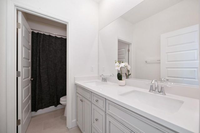 6049 Waddingtin, Roseville, CA 95747