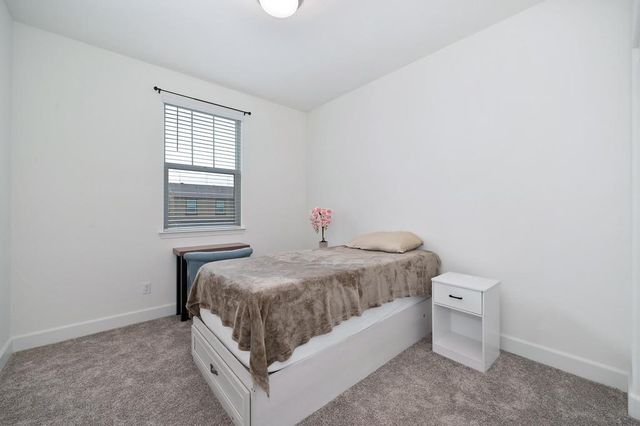 6049 Waddingtin, Roseville, CA 95747