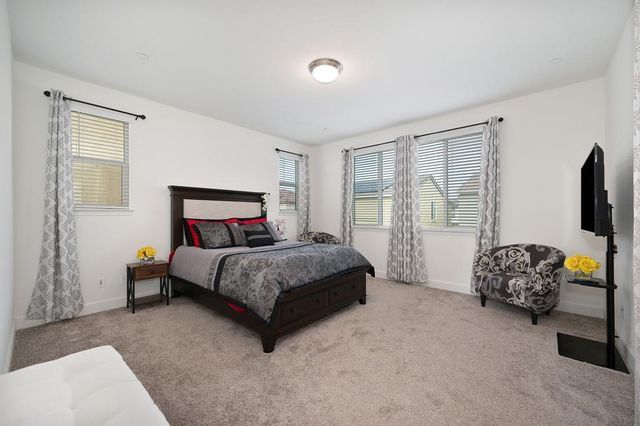 6049 Waddingtin, Roseville, CA 95747