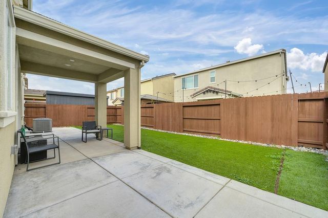 6049 Waddingtin, Roseville, CA 95747