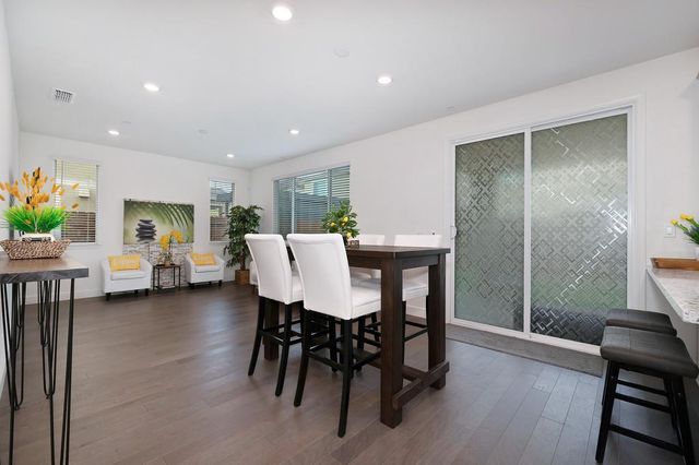 6049 Waddingtin, Roseville, CA 95747