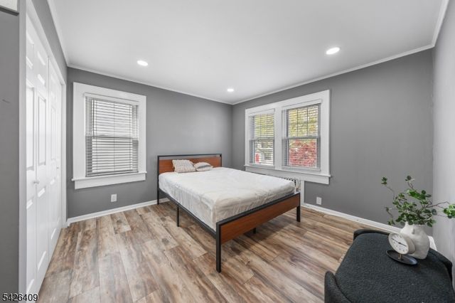 8 Melrose Ter, Elizabeth City, NJ 07208