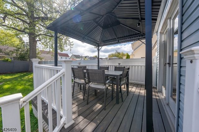 8 Melrose Ter, Elizabeth City, NJ 07208