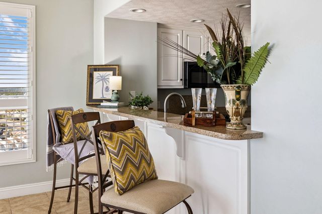 5004 Thomas Drive 1712, Panama City Beach, FL 32408