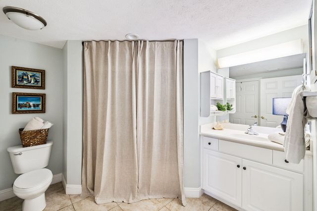 5004 Thomas Drive 1712, Panama City Beach, FL 32408