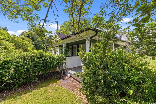 120 Academy St., Mullins, SC 29574