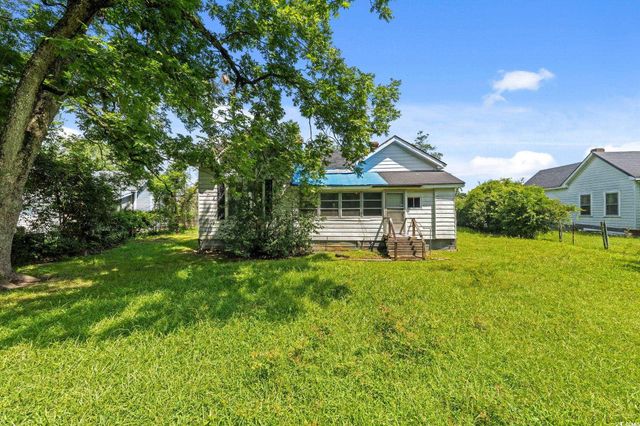 120 Academy St., Mullins, SC 29574