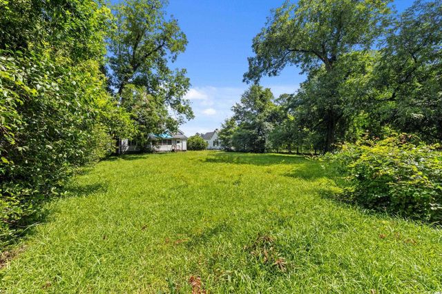 120 Academy St., Mullins, SC 29574
