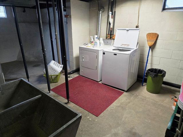 104 WASHINGTON Street, Edinboro, PA 16412