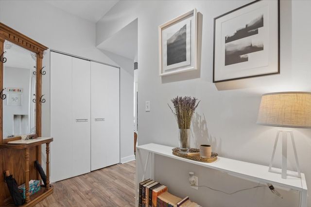 5 E 14TH Place 1705, Chicago, IL 60605