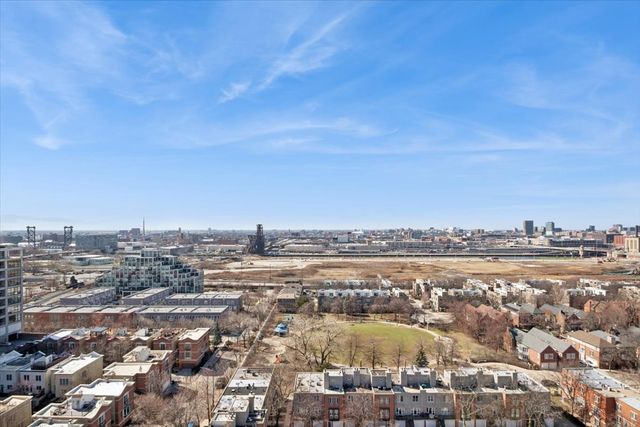 5 E 14TH Place 1705, Chicago, IL 60605
