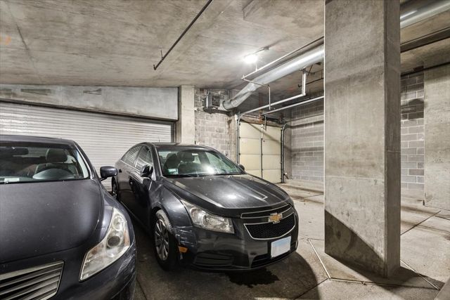5 E 14TH Place 1705, Chicago, IL 60605