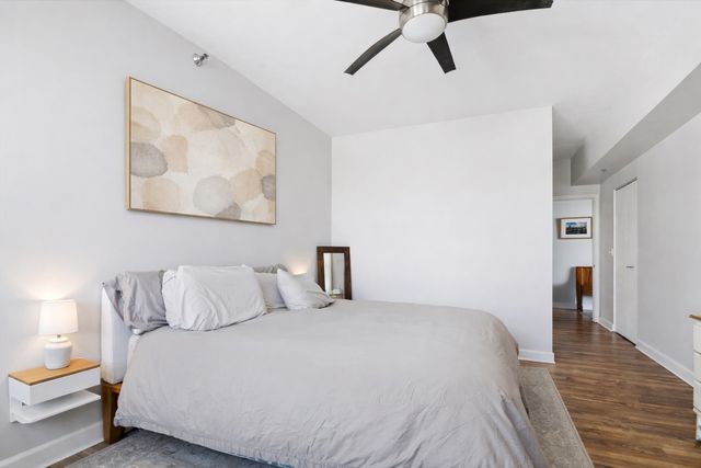 5 E 14TH Place 1705, Chicago, IL 60605