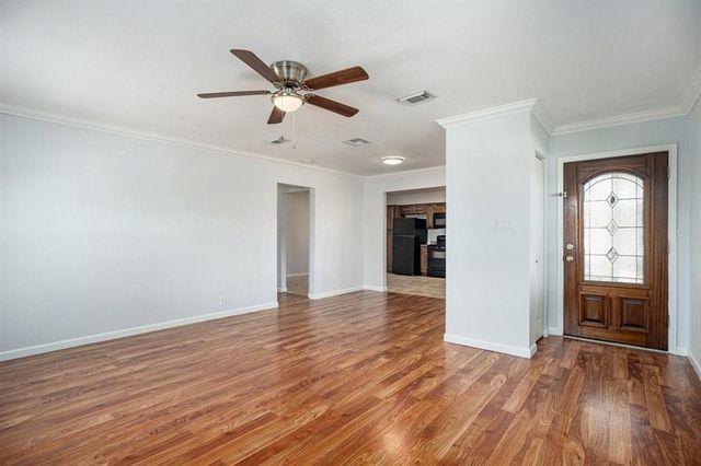 6709 Fairway Drive, Galveston, TX 77551