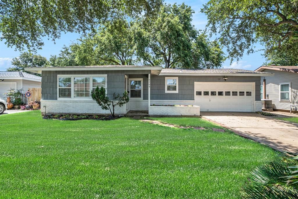 6709 Fairway Drive, Galveston, TX 77551