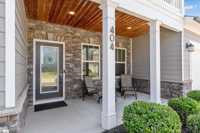 404 Cattail Hollow Way, Simpsonville, SC 29680