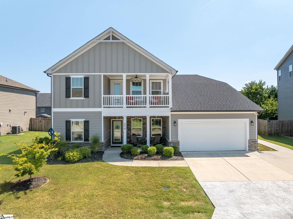 404 Cattail Hollow Way, Simpsonville, SC 29680