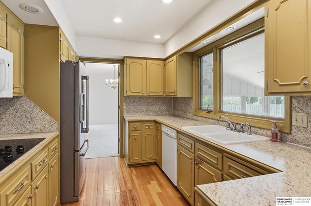 13025 Shirley Street, Omaha, NE 68144