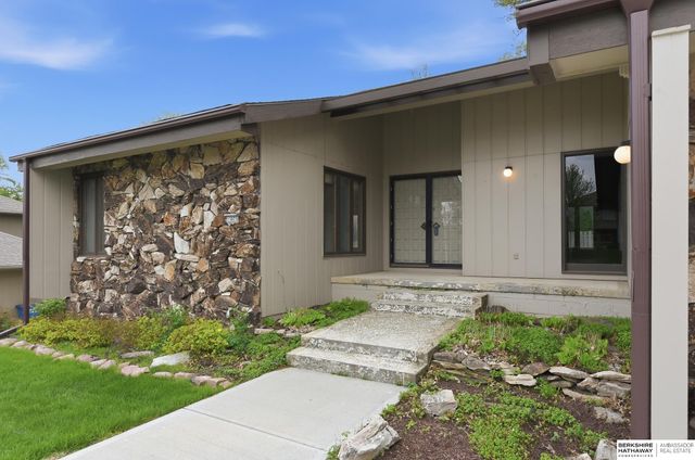 13025 Shirley Street, Omaha, NE 68144