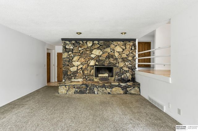 13025 Shirley Street, Omaha, NE 68144