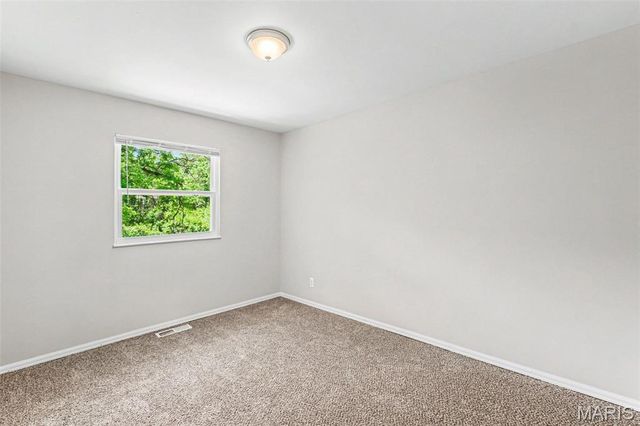 11433 Tobaggon Trail, Florissant, MO 63033