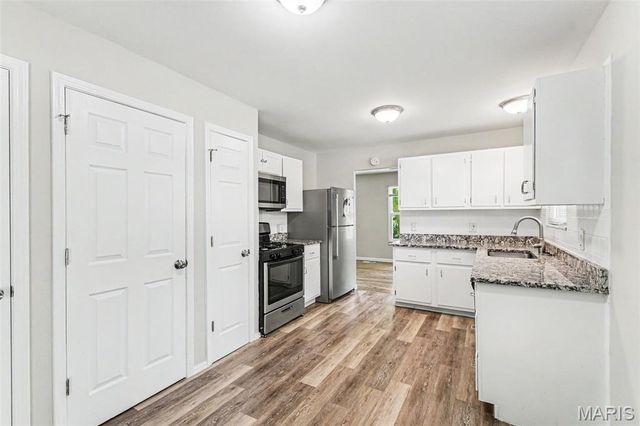 11433 Tobaggon Trail, Florissant, MO 63033