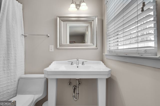 1440 Diamond Head Circle, Decatur, GA 30033