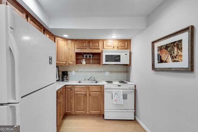 1440 Diamond Head Circle, Decatur, GA 30033