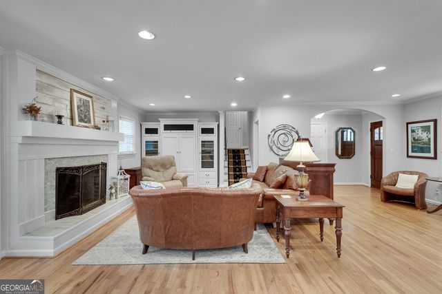 1440 Diamond Head Circle, Decatur, GA 30033