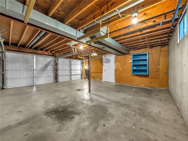 1400 SW Speas Drive, Blue Springs, MO 64014