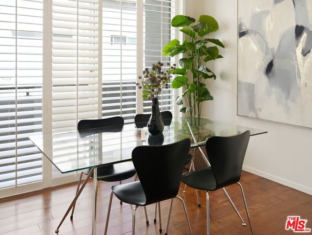 4236 Longridge Avenue 203, Los Angeles, CA 91604