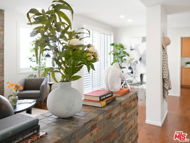 4236 Longridge Avenue 203, Los Angeles, CA 91604