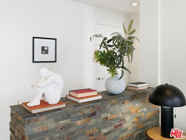 4236 Longridge Avenue 203, Los Angeles, CA 91604