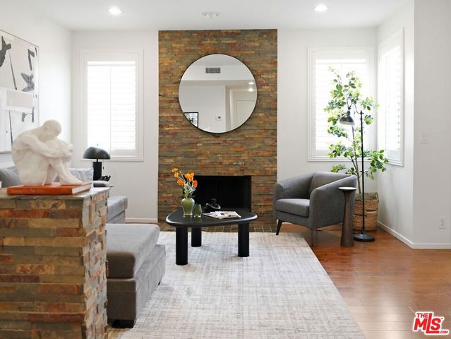 4236 Longridge Avenue 203, Los Angeles, CA 91604