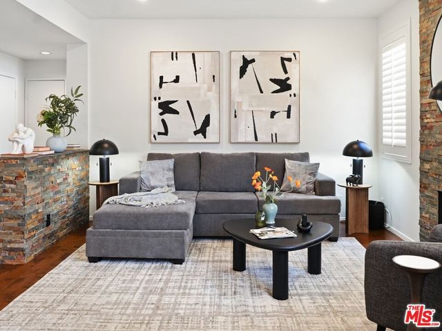 4236 Longridge Avenue 203, Los Angeles, CA 91604