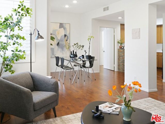 4236 Longridge Avenue 203, Los Angeles, CA 91604