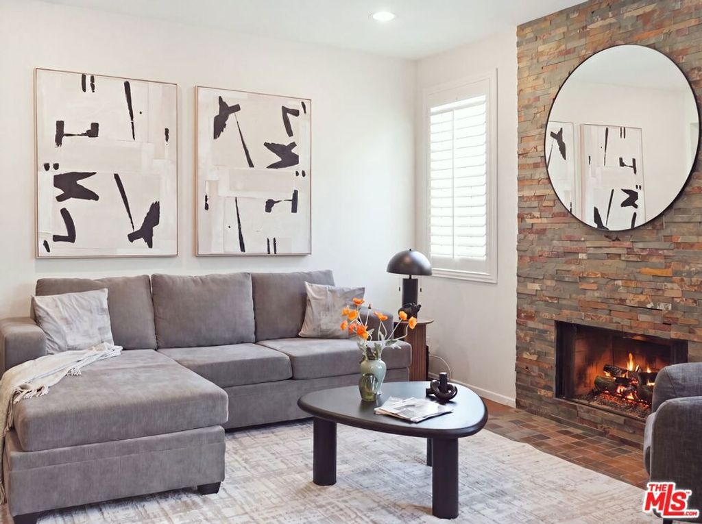 4236 Longridge Avenue 203, Los Angeles, CA 91604