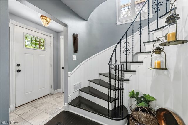 3616 Norwood Road, Shaker Heights, OH 44122