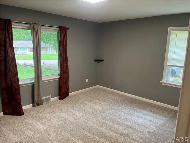 1739 June Drive, St Louis, MO 63138