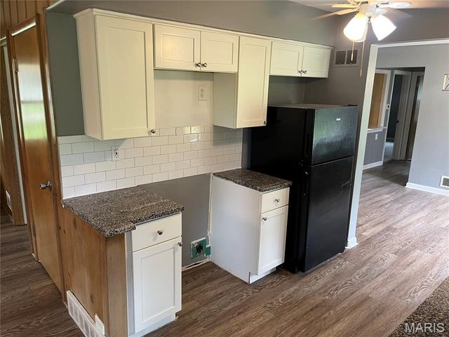 1739 June Drive, St Louis, MO 63138